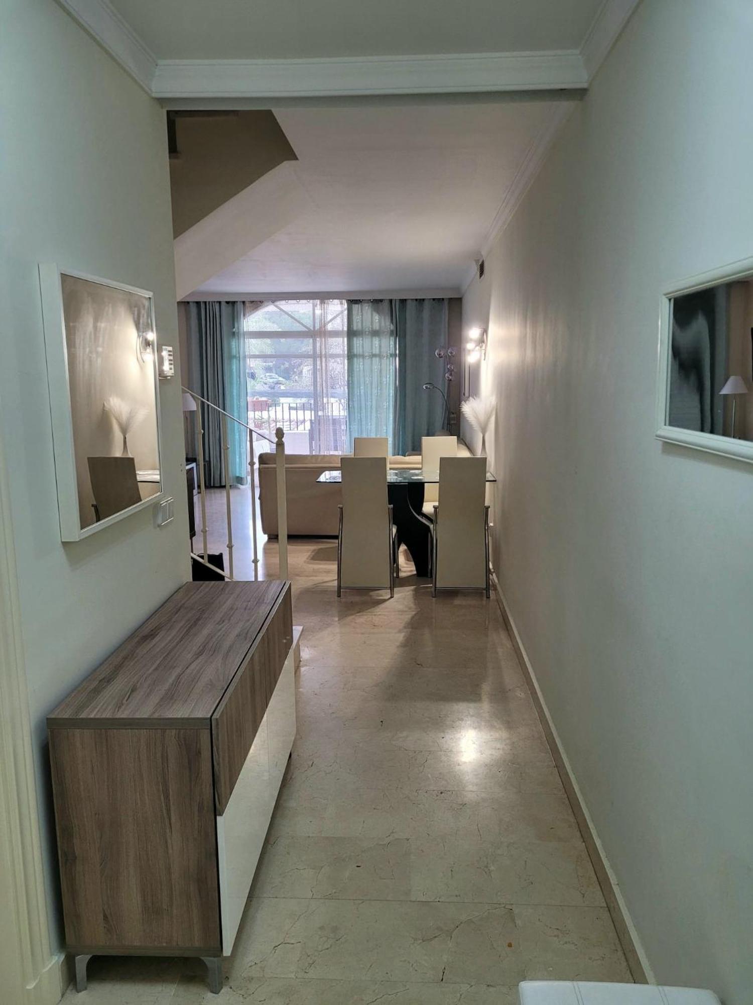 Appartamento Aloha Gardens Townhouse Marbella Esterno foto