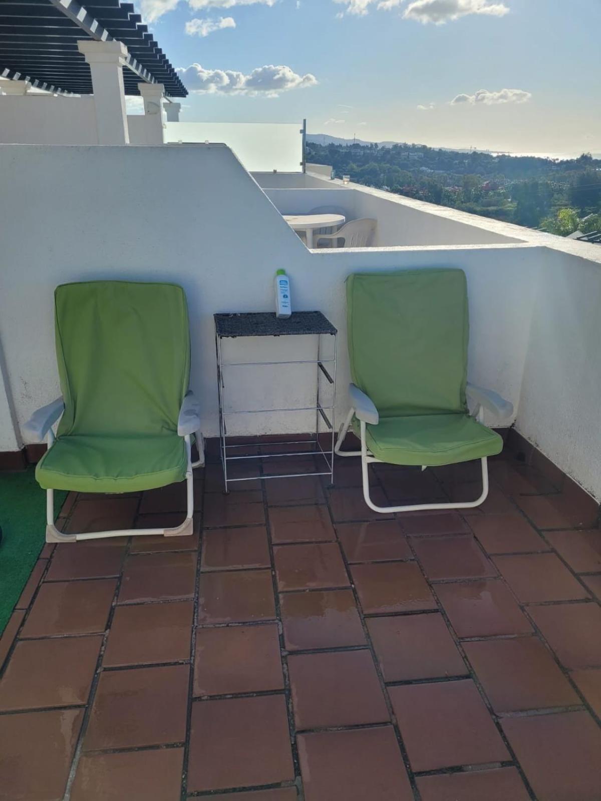 Appartamento Aloha Gardens Townhouse Marbella Esterno foto